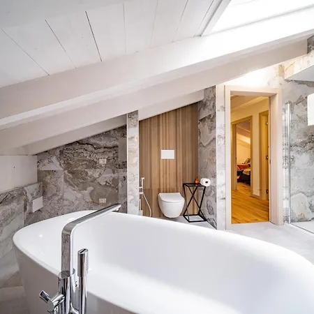 Breeze Apartment Sirmione